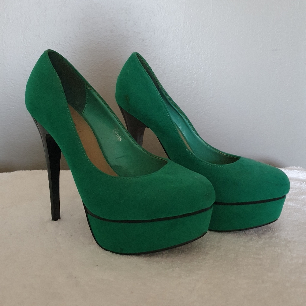 Shoe